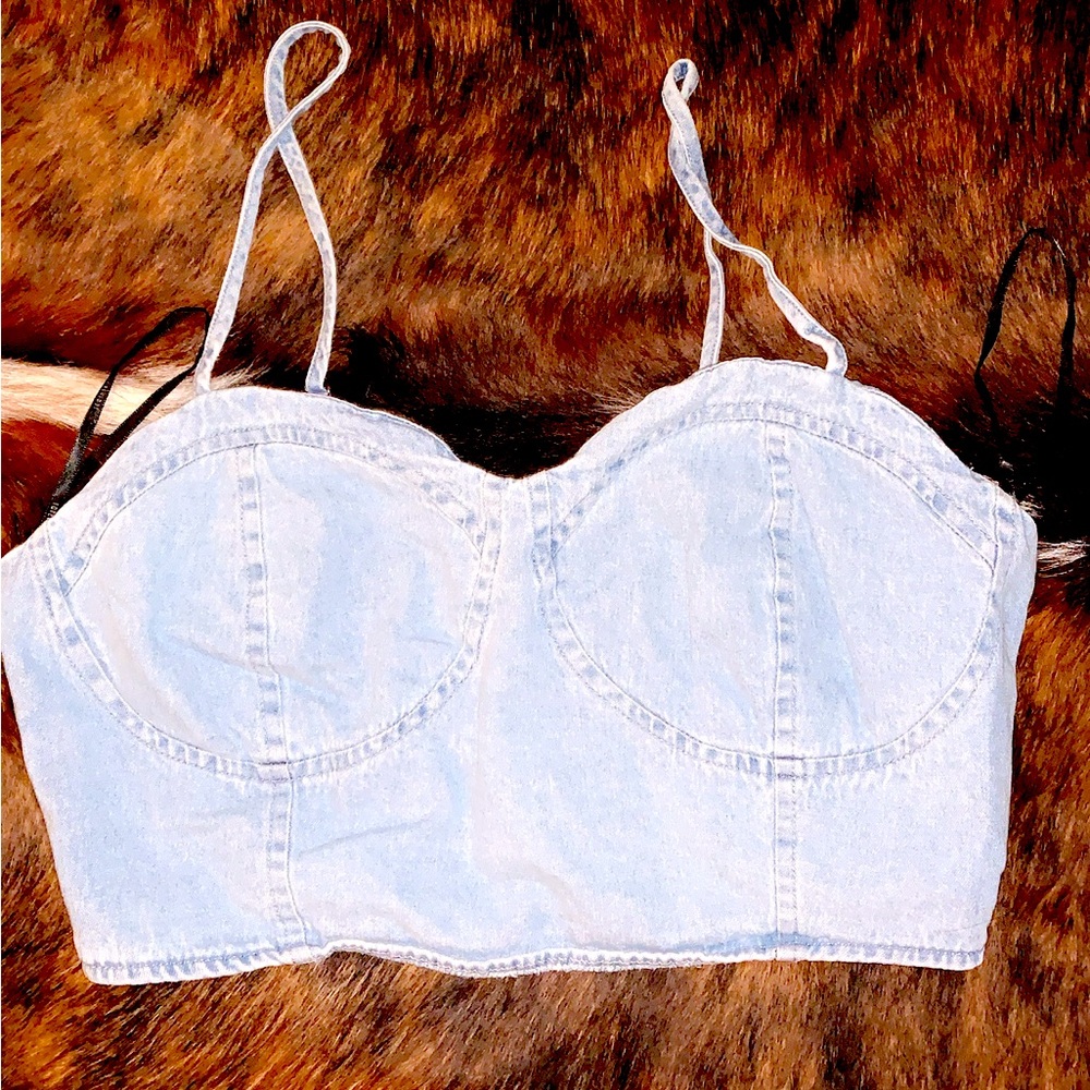 denim crop top, zip up back. perfect top for a concert or going out!